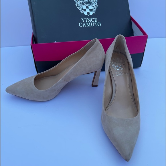 Vince Camuto - tan suede pumps - Picture 1 of 6